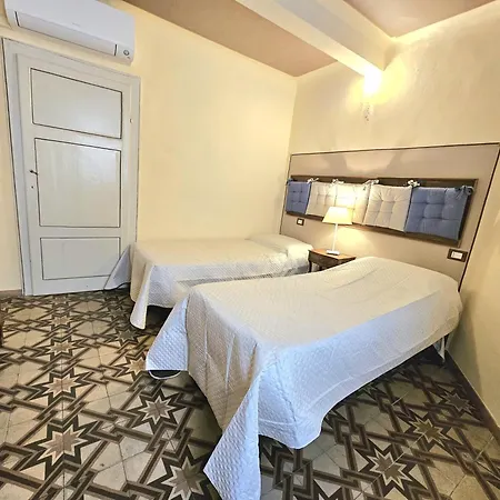 Cozybricks In - In Historical Center - Air Cond & Wifi - Lucca