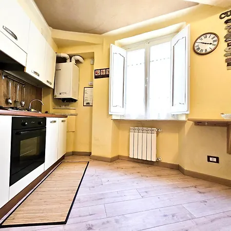 Apartment Cozybricks In - In Historical Center - Air Cond & Wifi - *