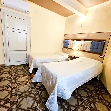Cozybricks In - In Historical Center - Air Cond & Wifi -